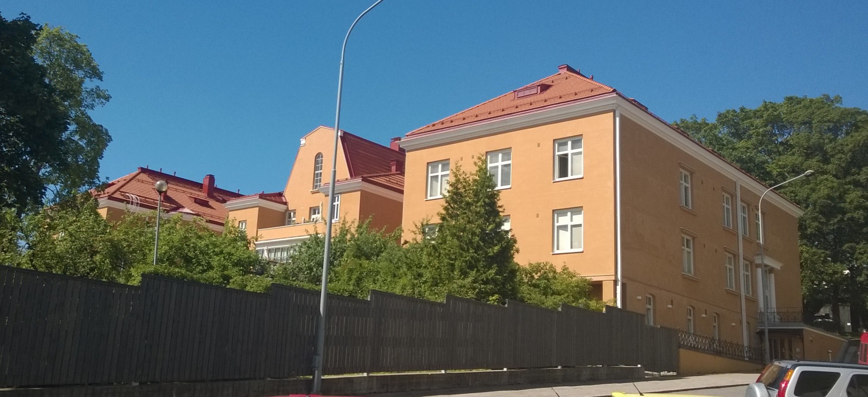 Servicehuset Hemmet, julkisivusaneeraus